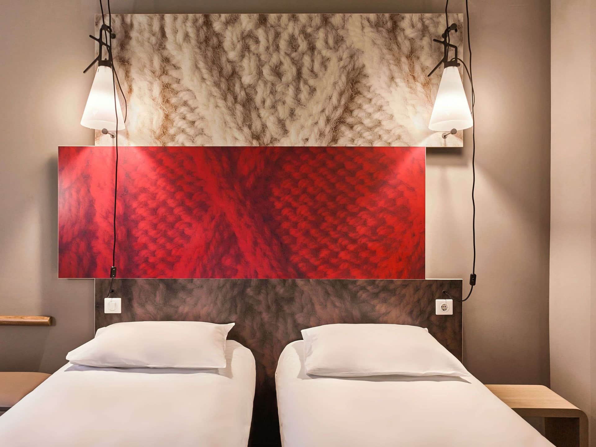 ibis Moulins South