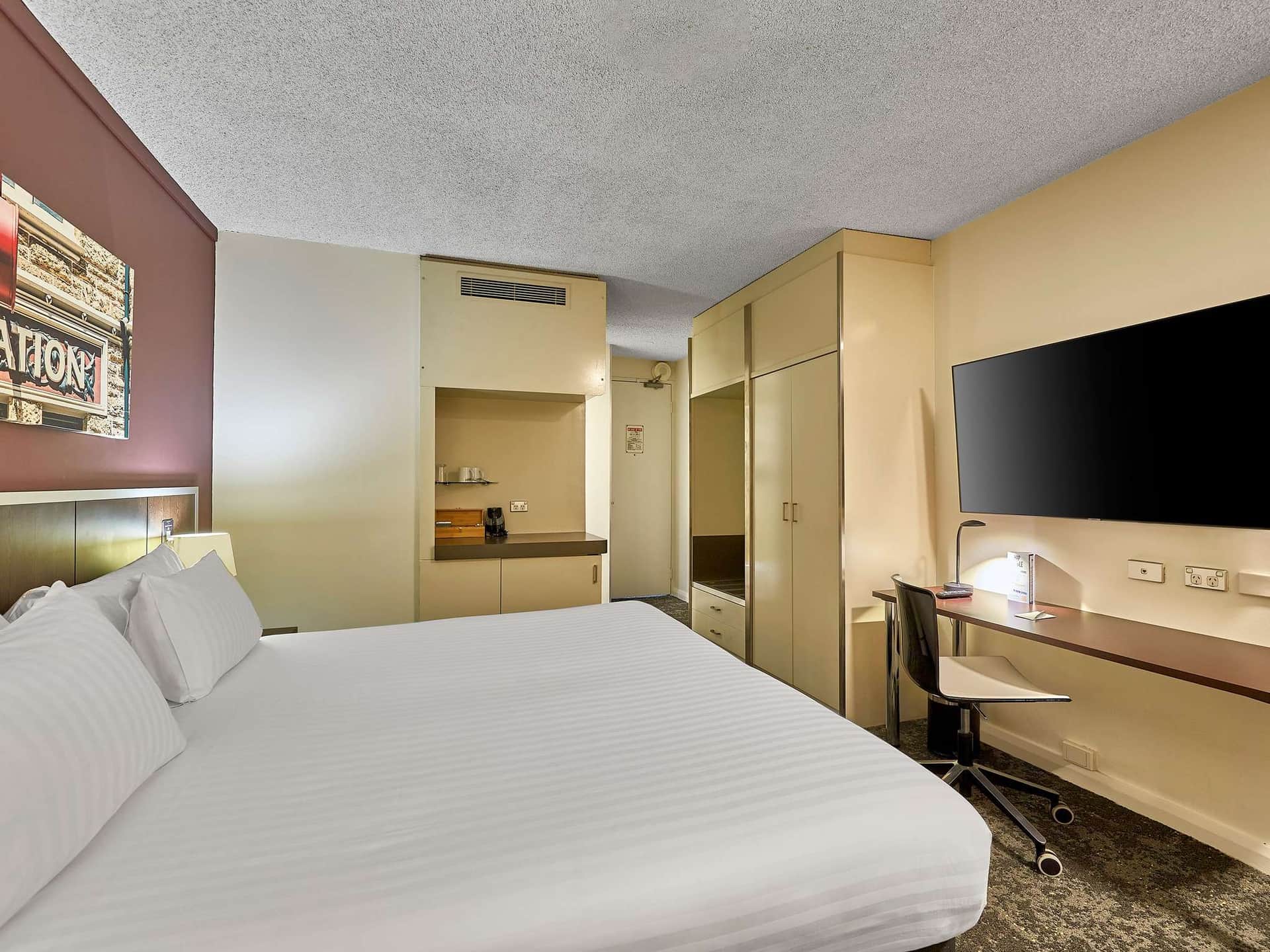Mercure Perth On Hay