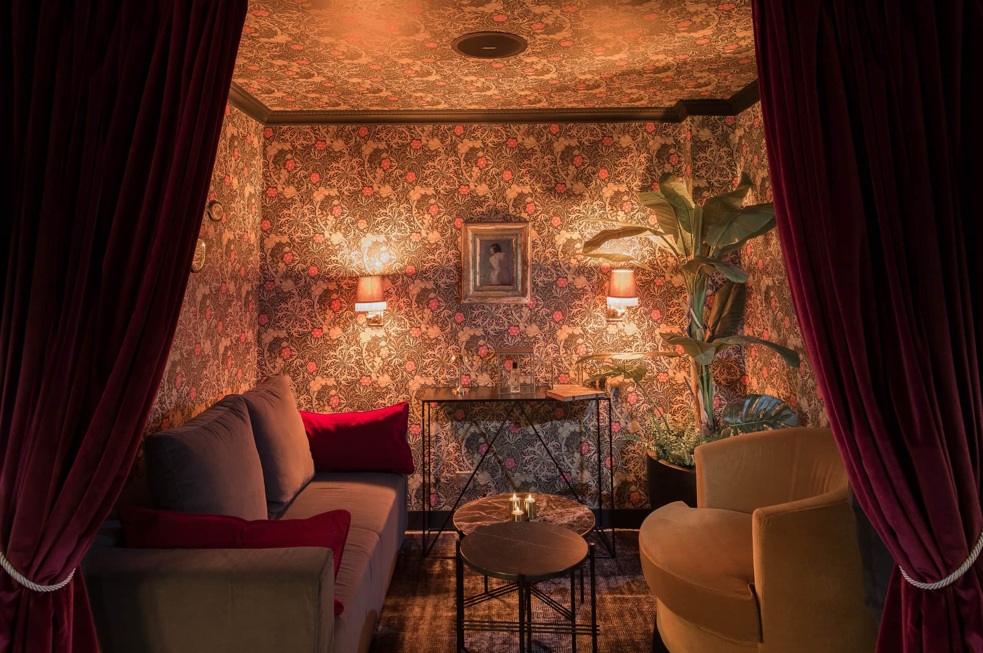 Snob Hotel by Elegancia