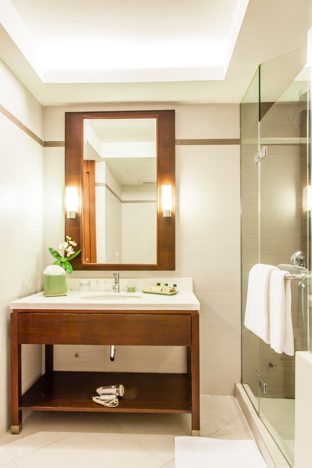 Column Bangkok Hotel