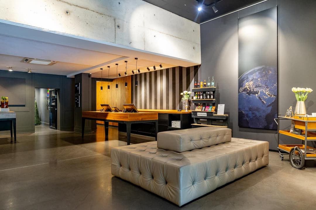 &REPEAT Köln Airport