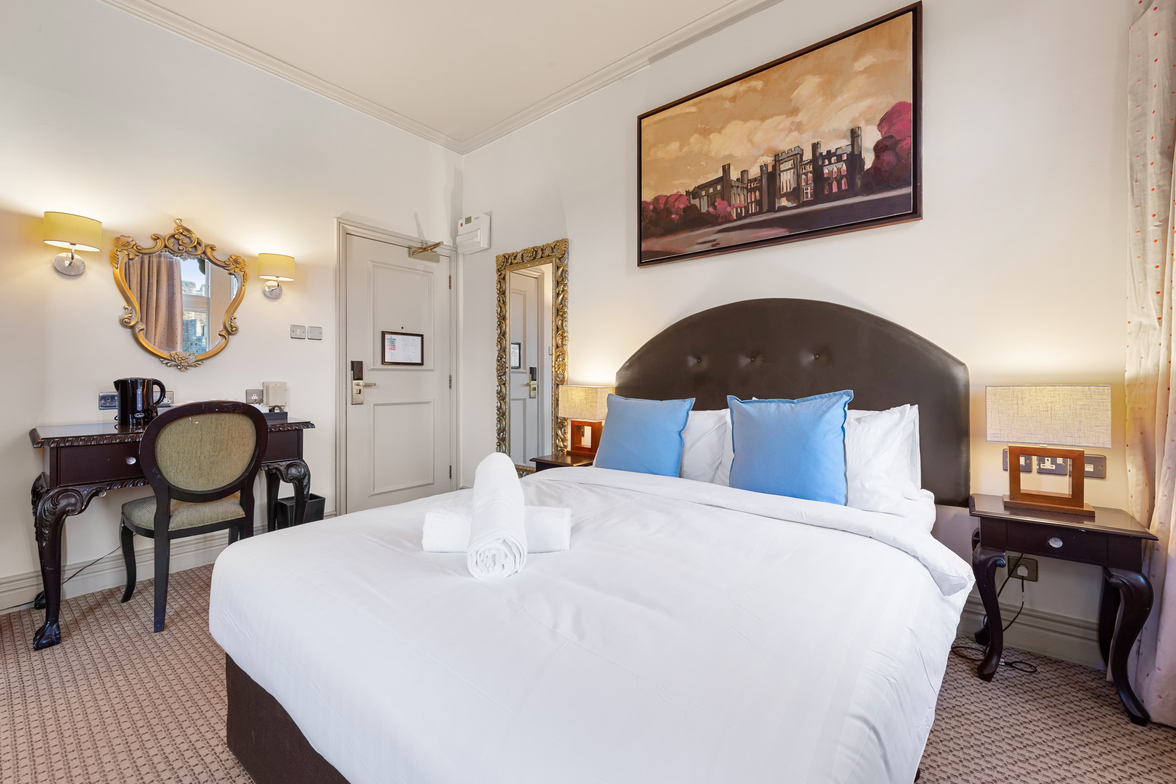 Harte & Garter Hotel