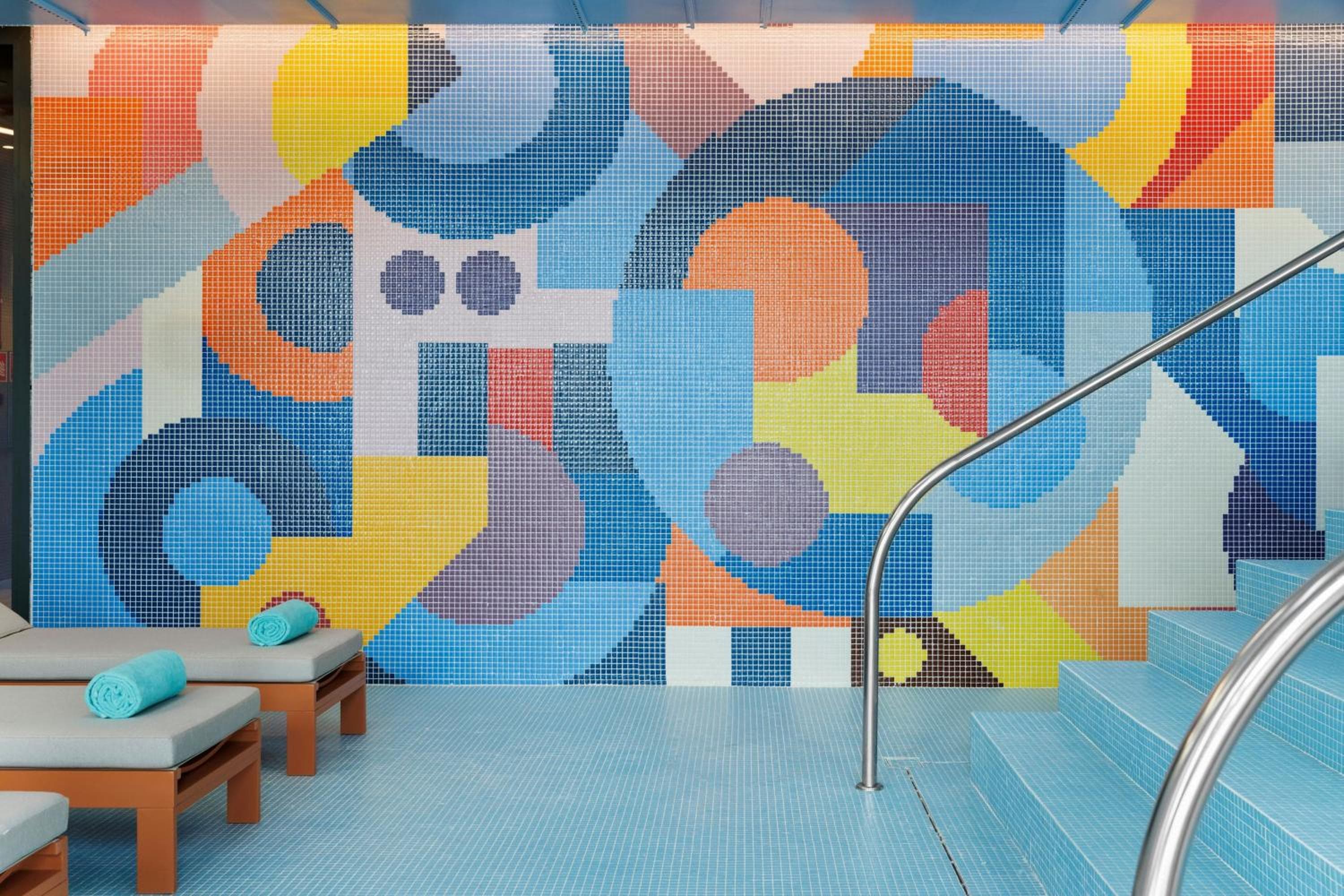 Moxy Alfragide Lisboa