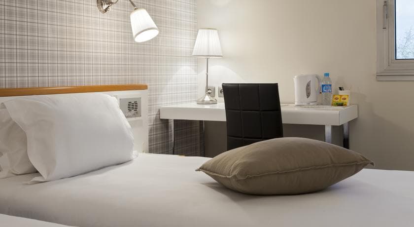 Comfort Hôtel Rosporden (ex La Voile Rouge)