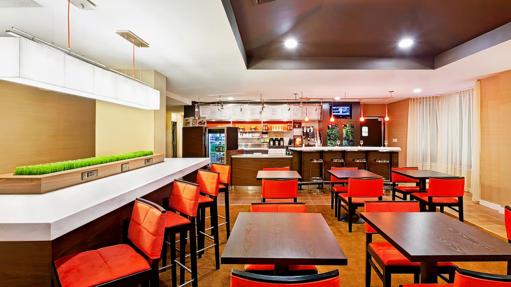 Courtyard by Marriott Austin The Domain Area