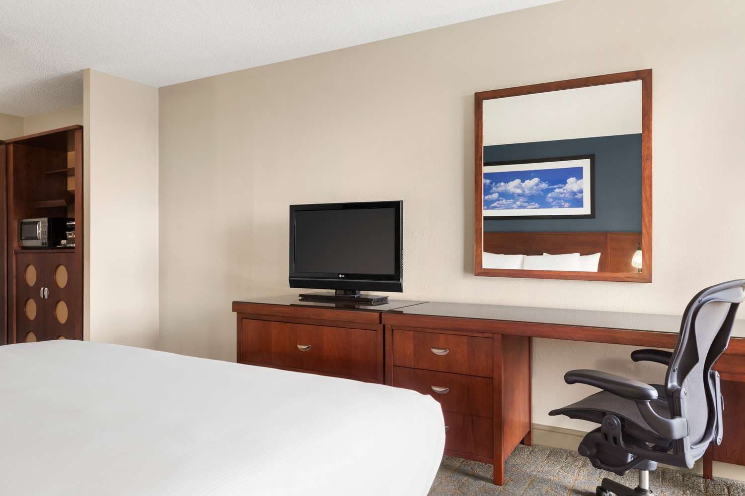 DoubleTree by Hilton Hotel Dallas - DFW Airport North