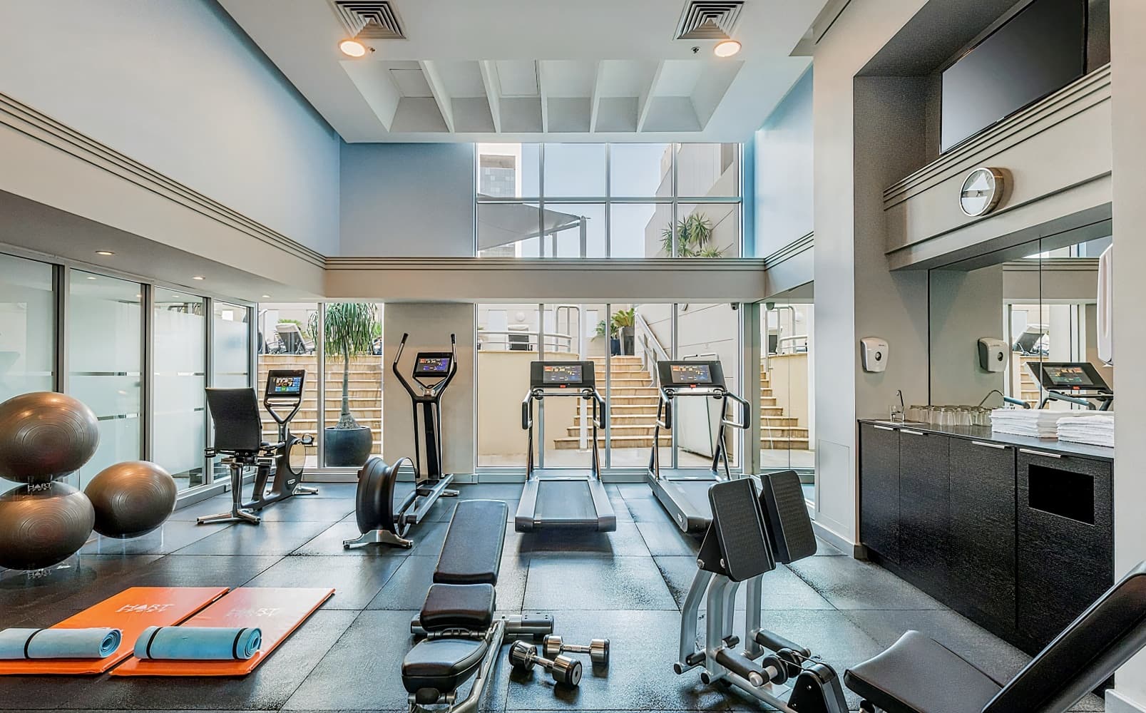 Swissôtel Sydney (old)