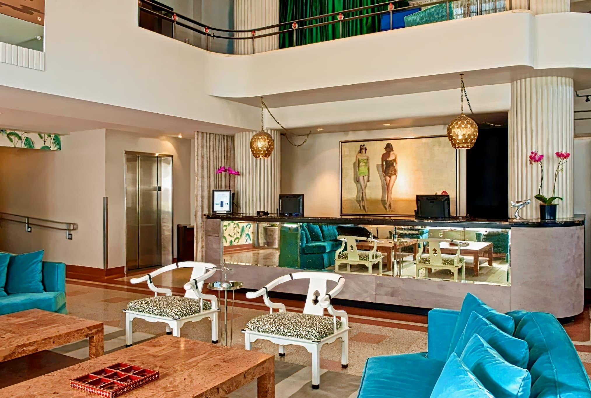 Winter Haven, Autograph Collection