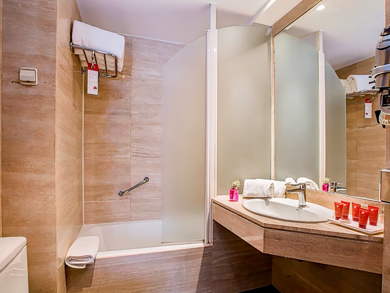 Leonardo Hotel Madrid City Center