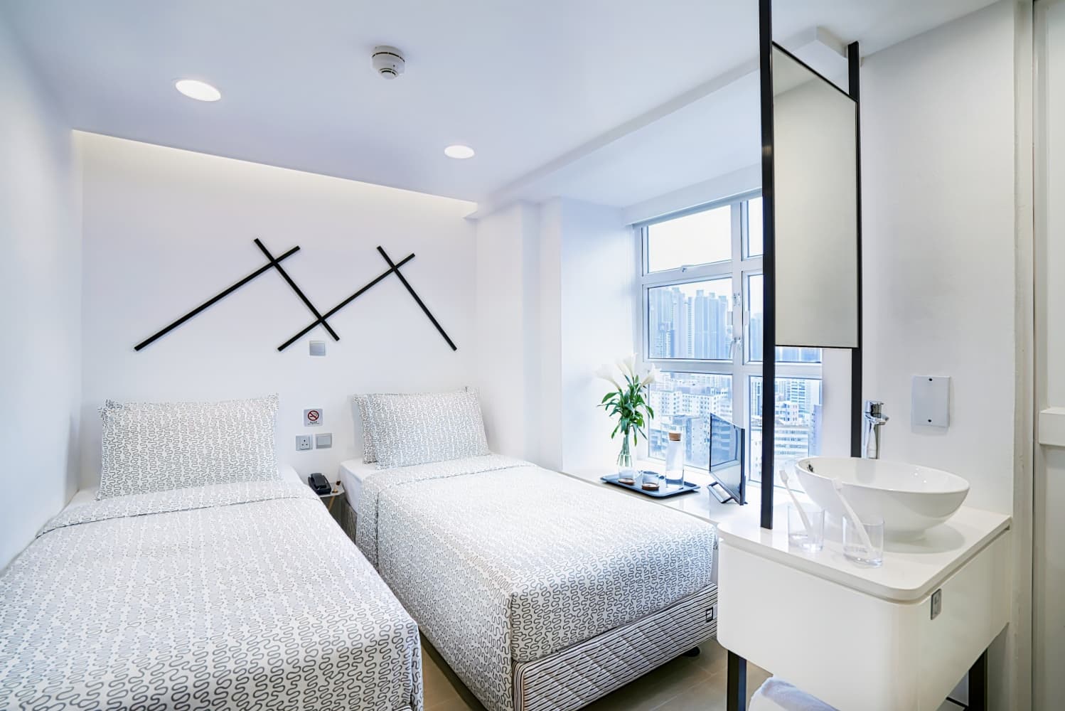 Minimal Hotel Culture