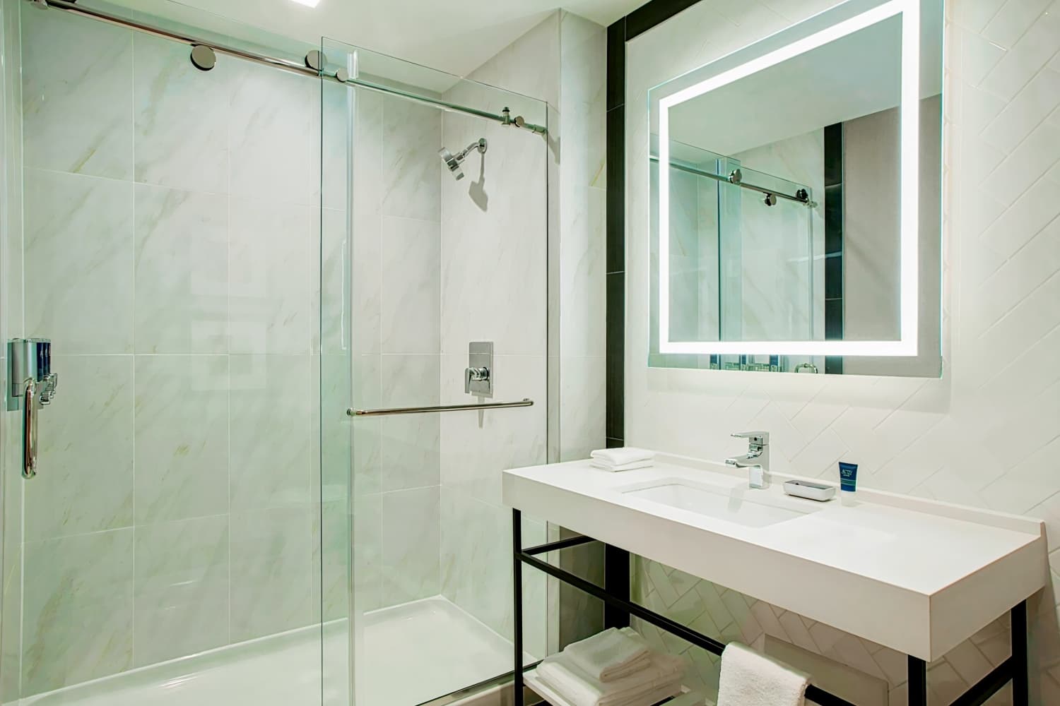 Four Points by Sheraton Manhattan Midtown West