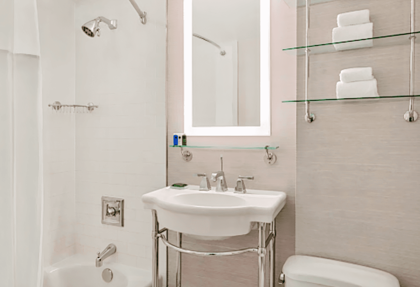 Radisson Hotel Baltimore Downtown-Inner Harbor