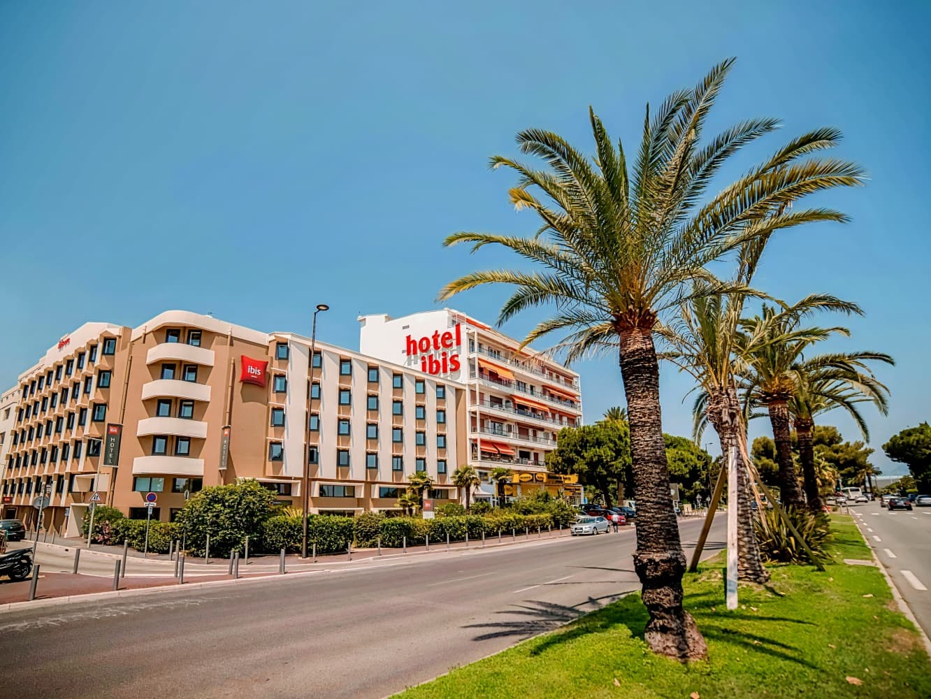 ibis Nice Aéroport Promenade des Anglais