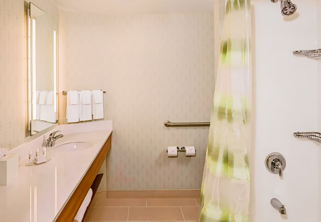 SpringHill Suites by Marriott New York LaGuardia Airport