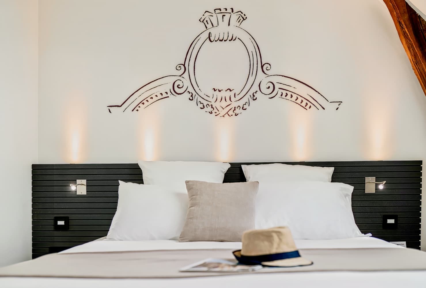 Best Western Premier Hôtel de la Cité Royale