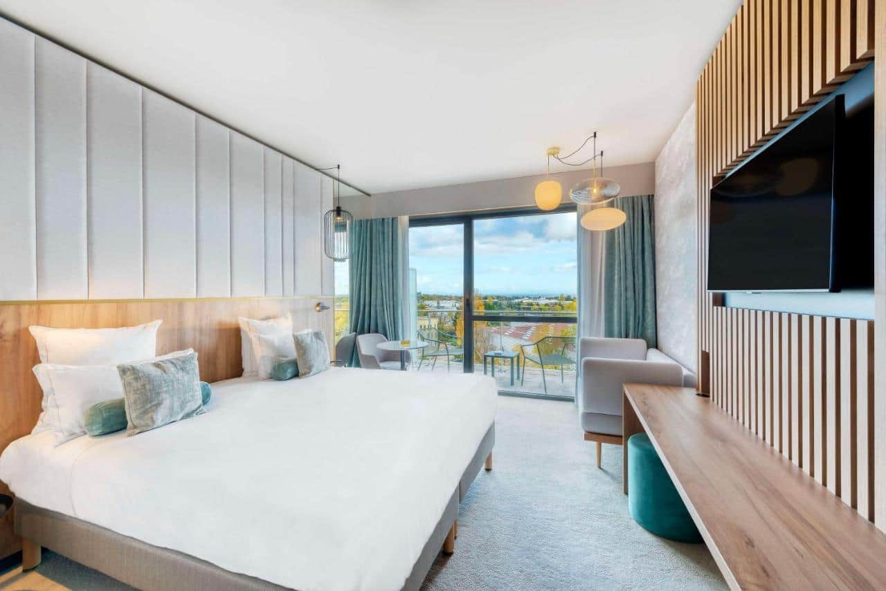 Golden Tulip Lyon Ouest Techlid Hotel & Spa