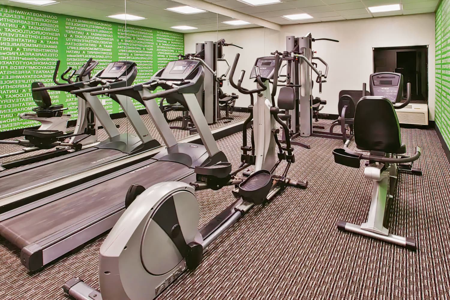 La Quinta Inn & Suites by Wyndham Charleston Riverview