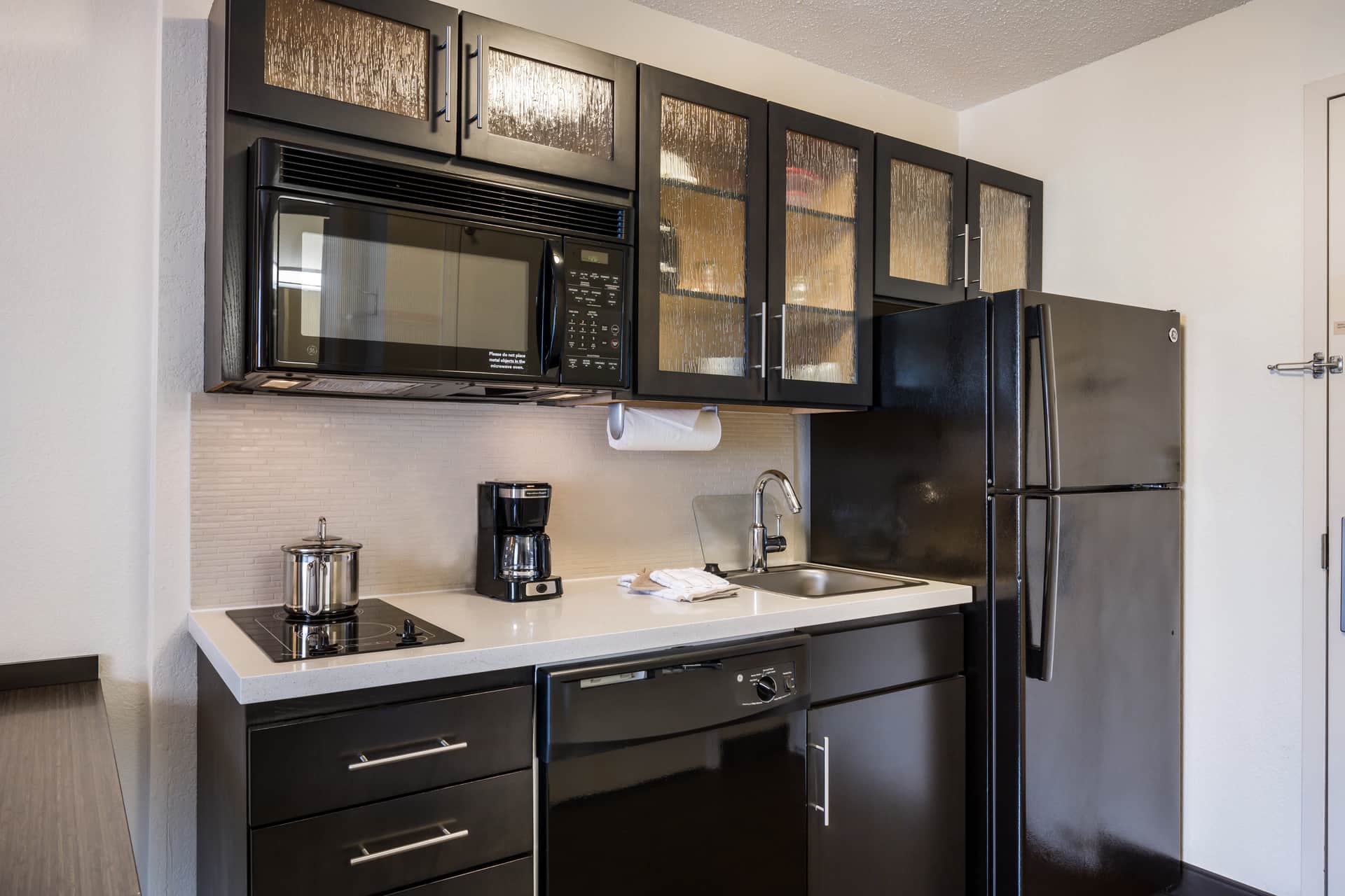 Sonesta Simply Suites Cleveland North Olmsted Airport