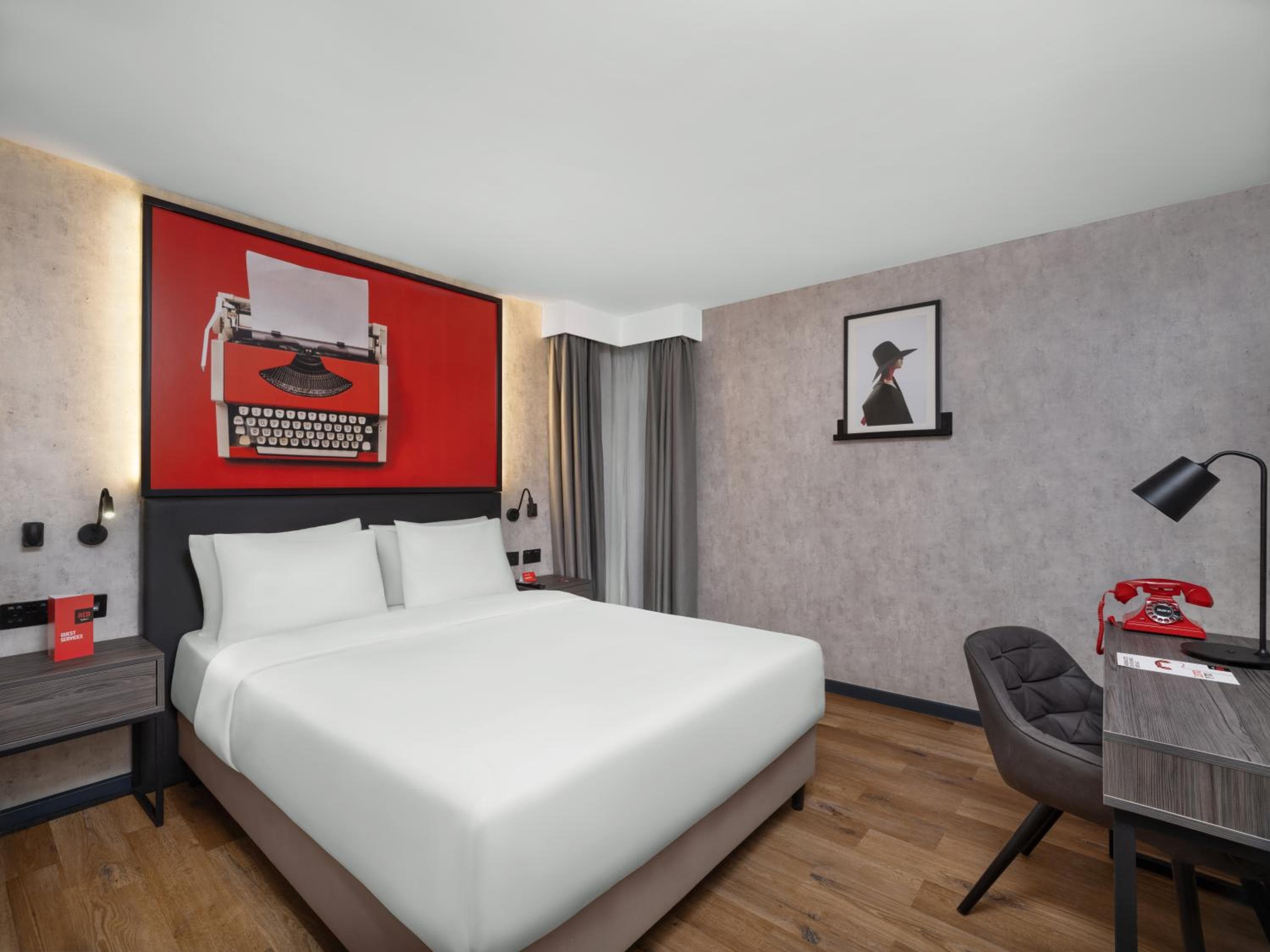 Radisson RED London Gatwick Airport