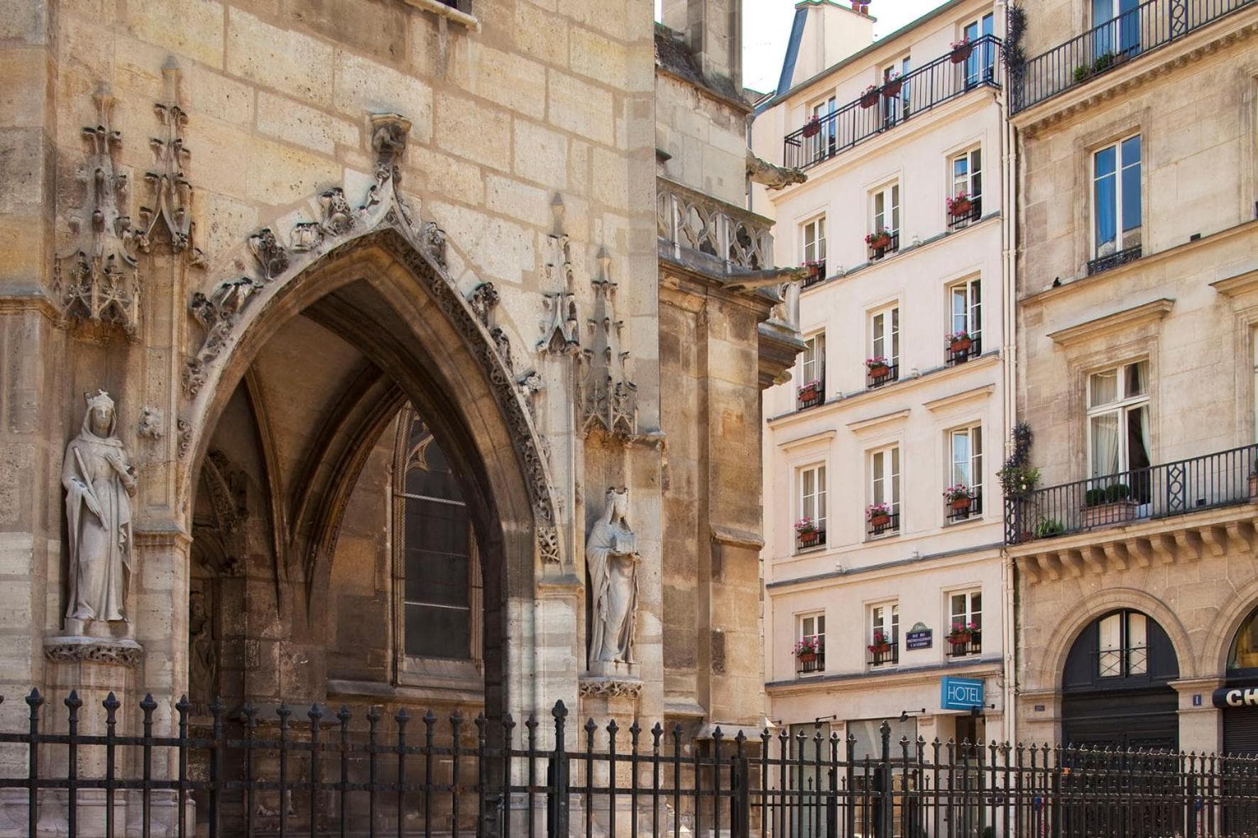 Hôtel de la Place du Louvre - Esprit de France