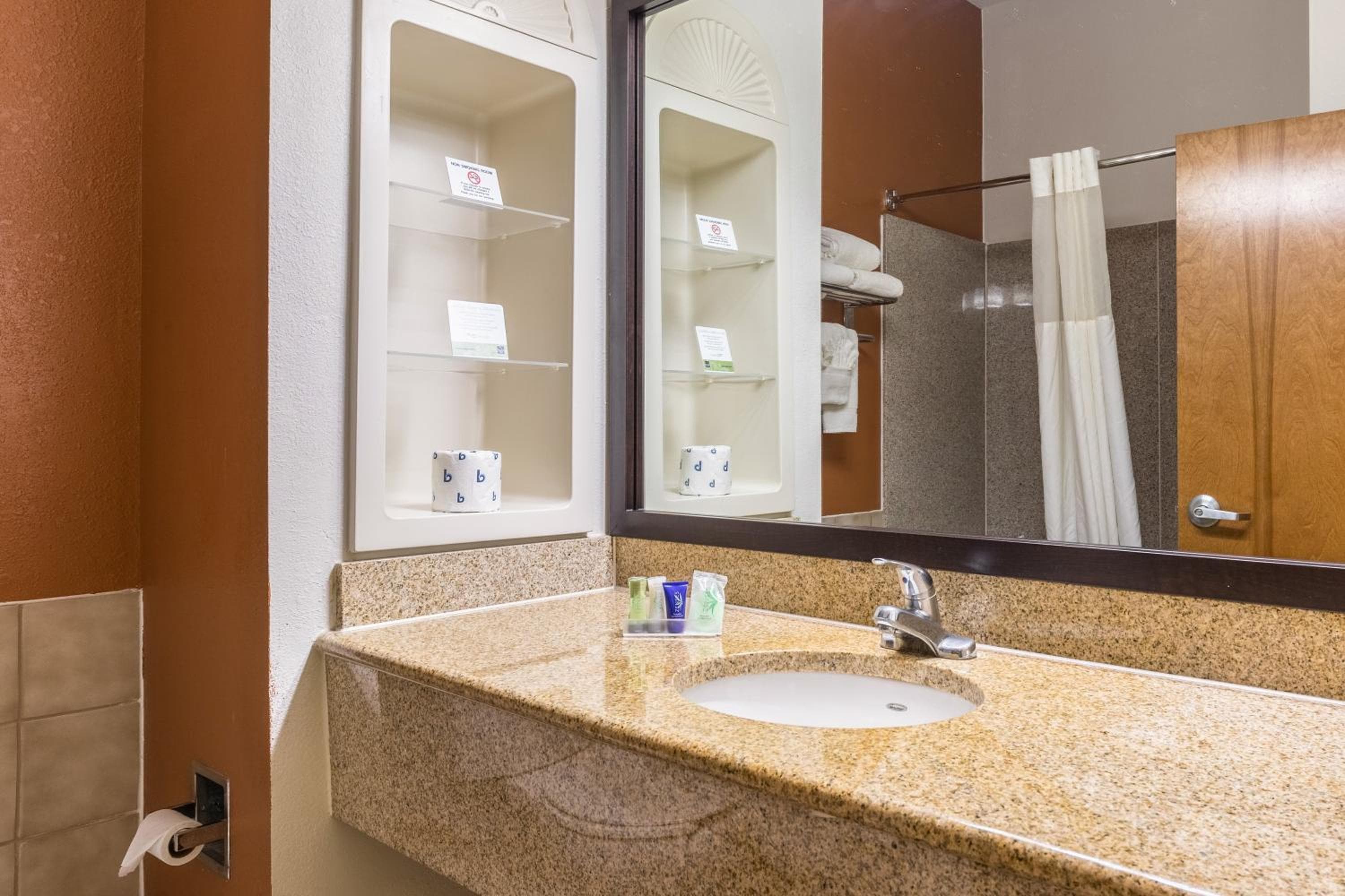 Sleep Inn & Suites Stafford - Sugarland