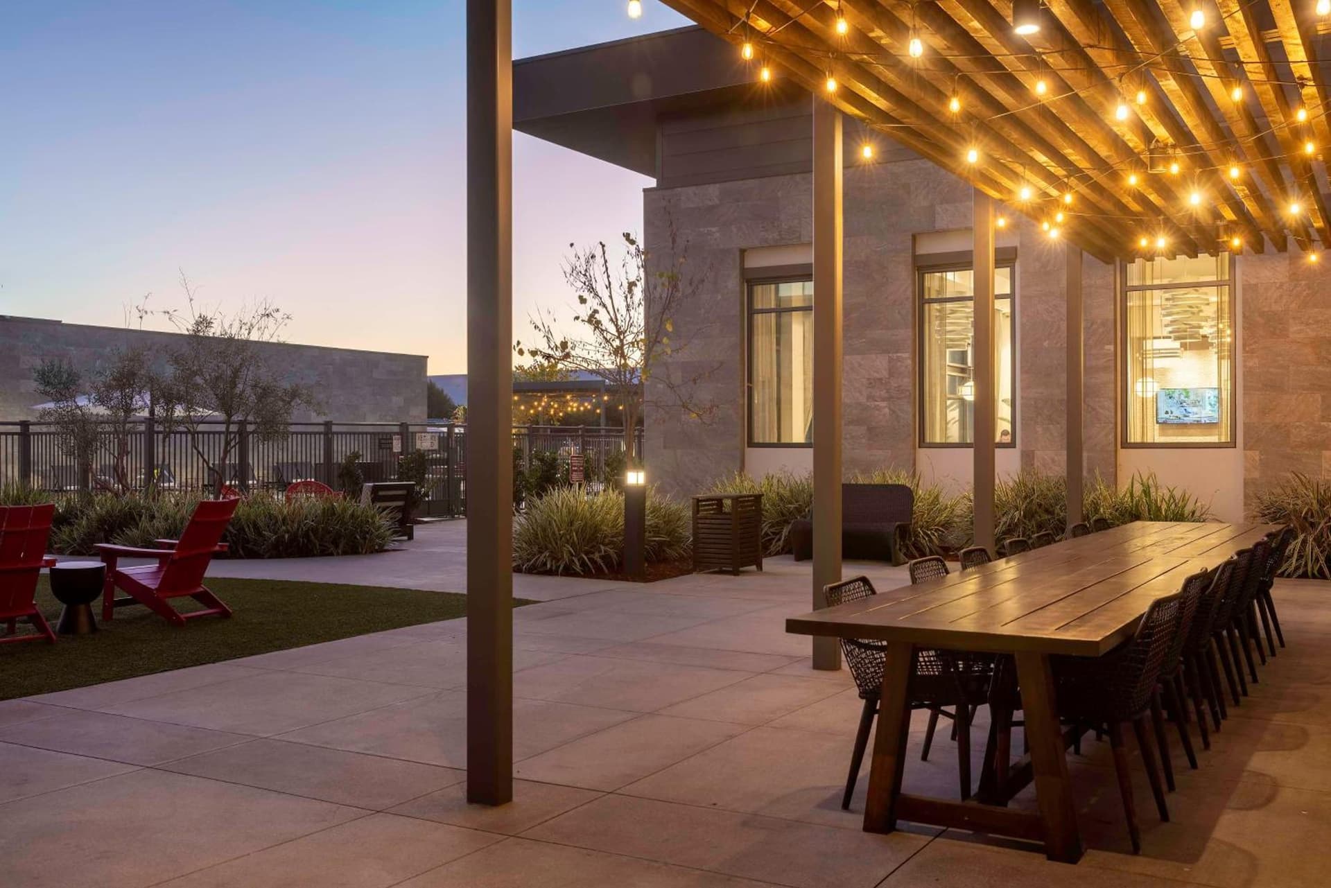 Homewood Suites by Hilton Long Beach Airport