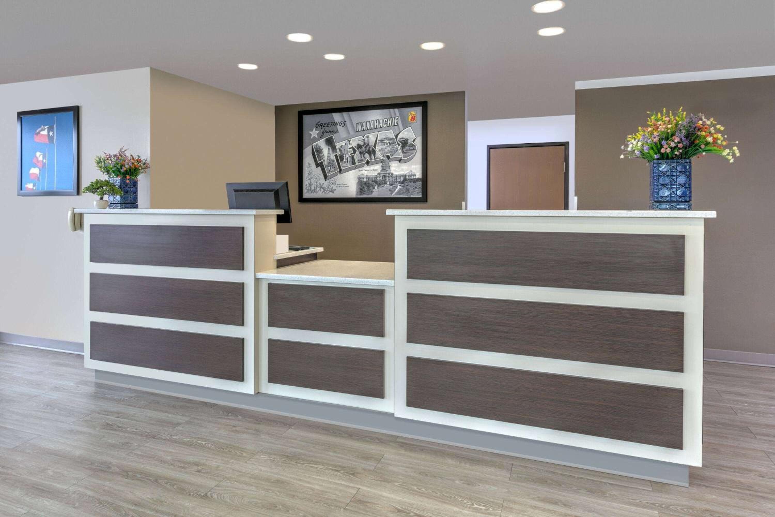 Super 8 by Wyndham Waxahachie TX