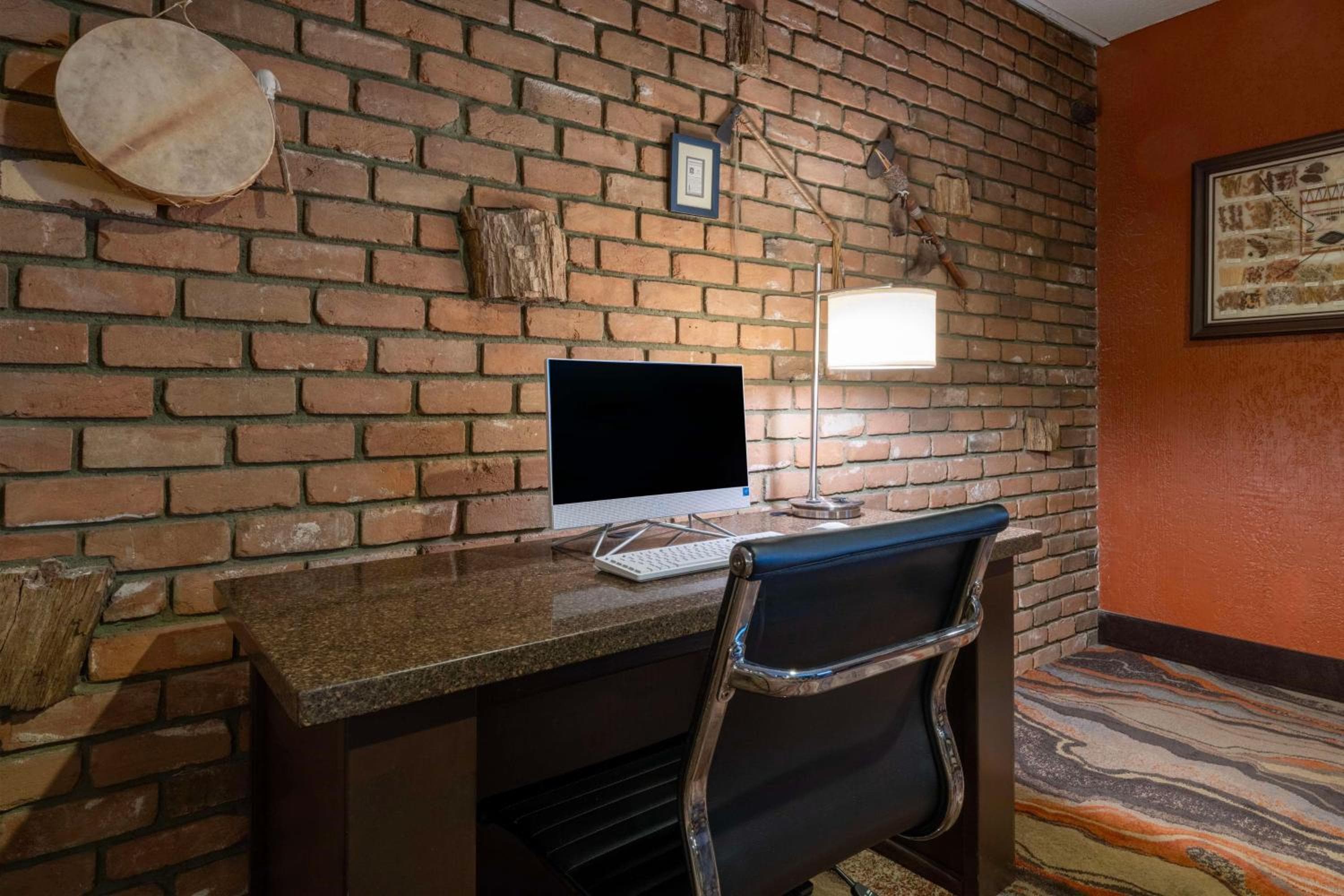 Best Western Pony Soldier Inn & Suites