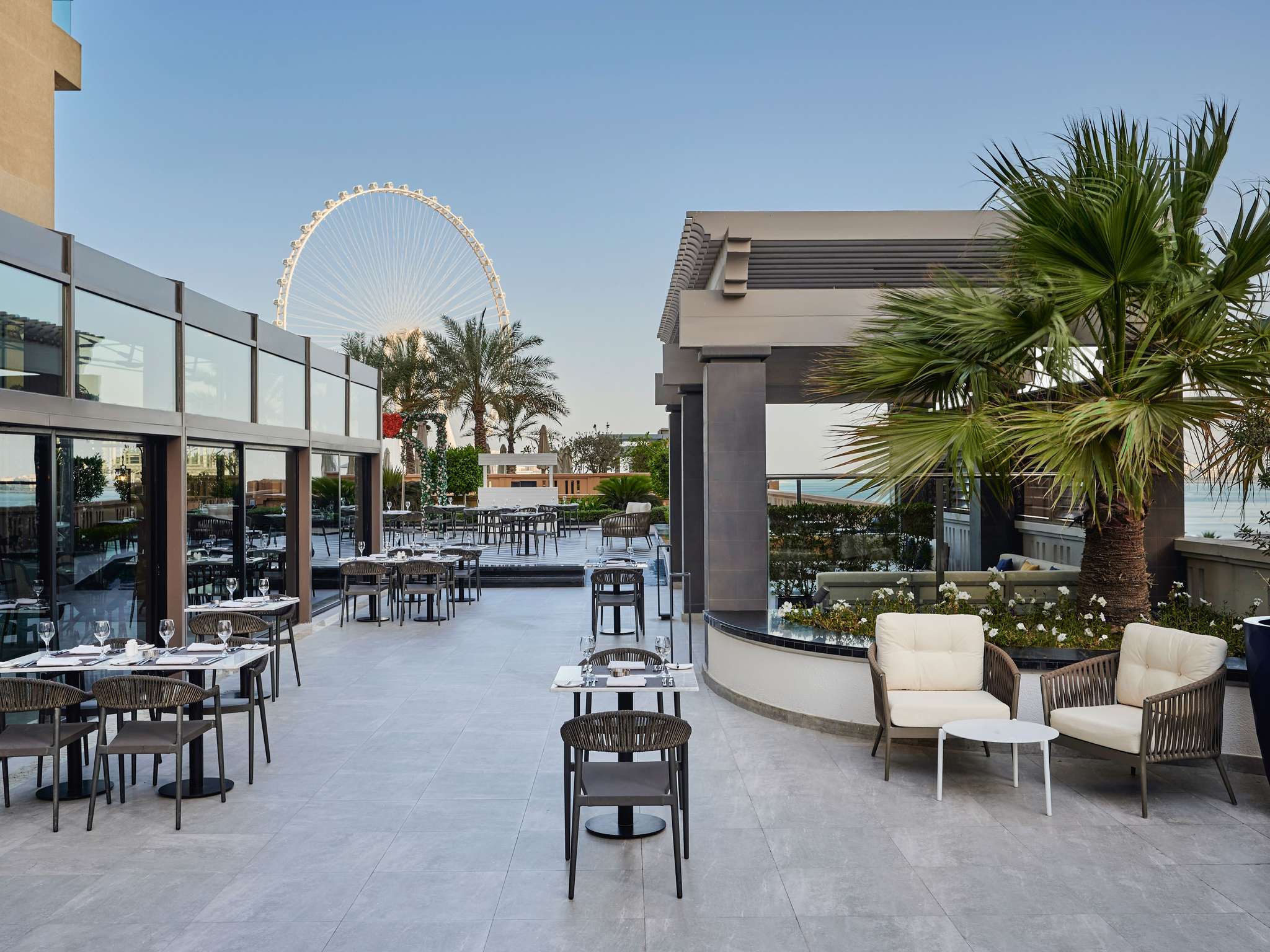 Daypass Sofitel Dubai Jumeirah Beach