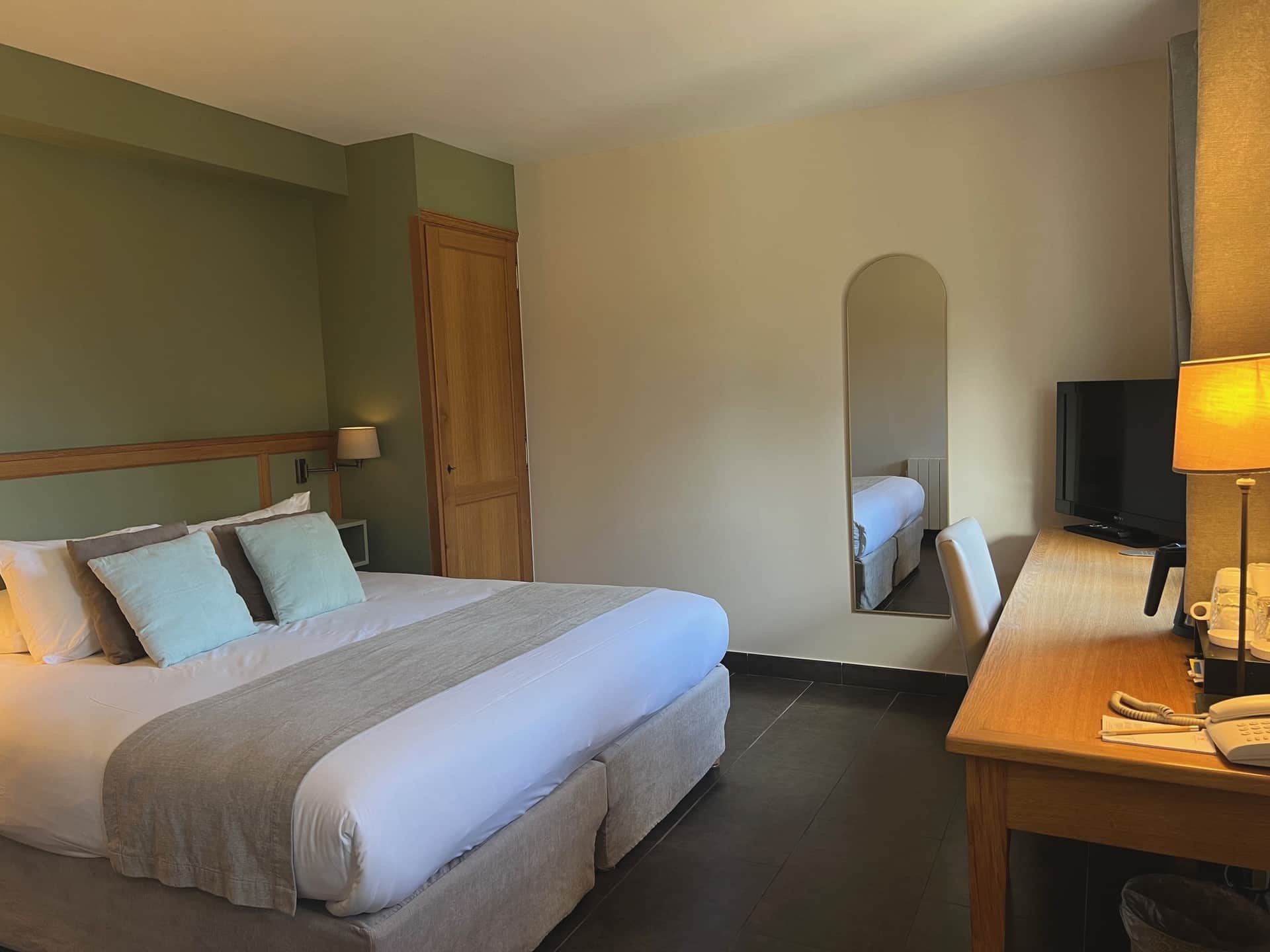 Hotel Saint Laurent, The Originals Relais