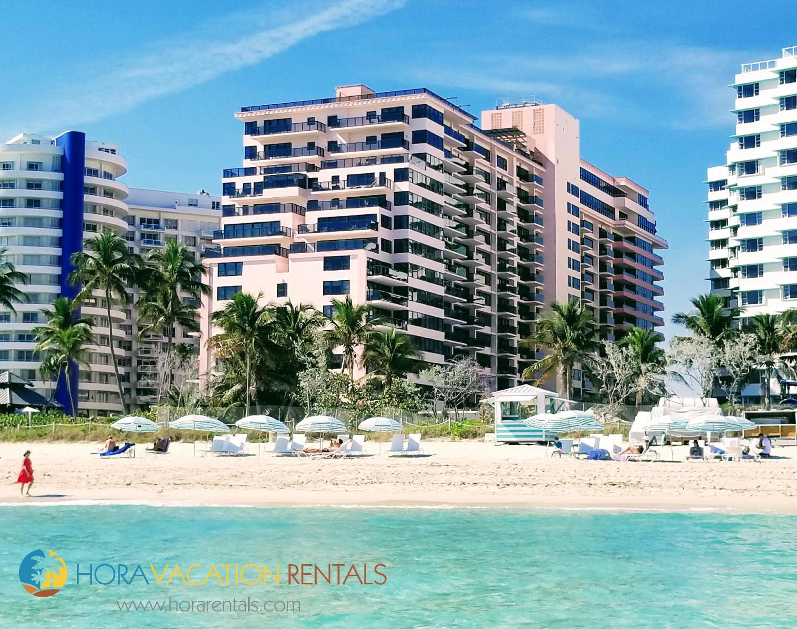 Deluxe Beach Resort - Hora Rental