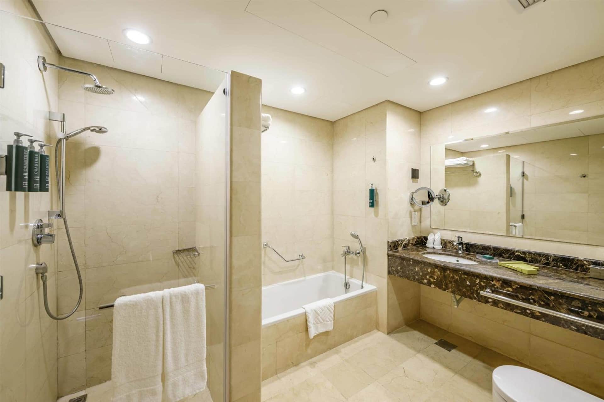 DoubleTree by Hilton Jeddah Al Andalus Mall
