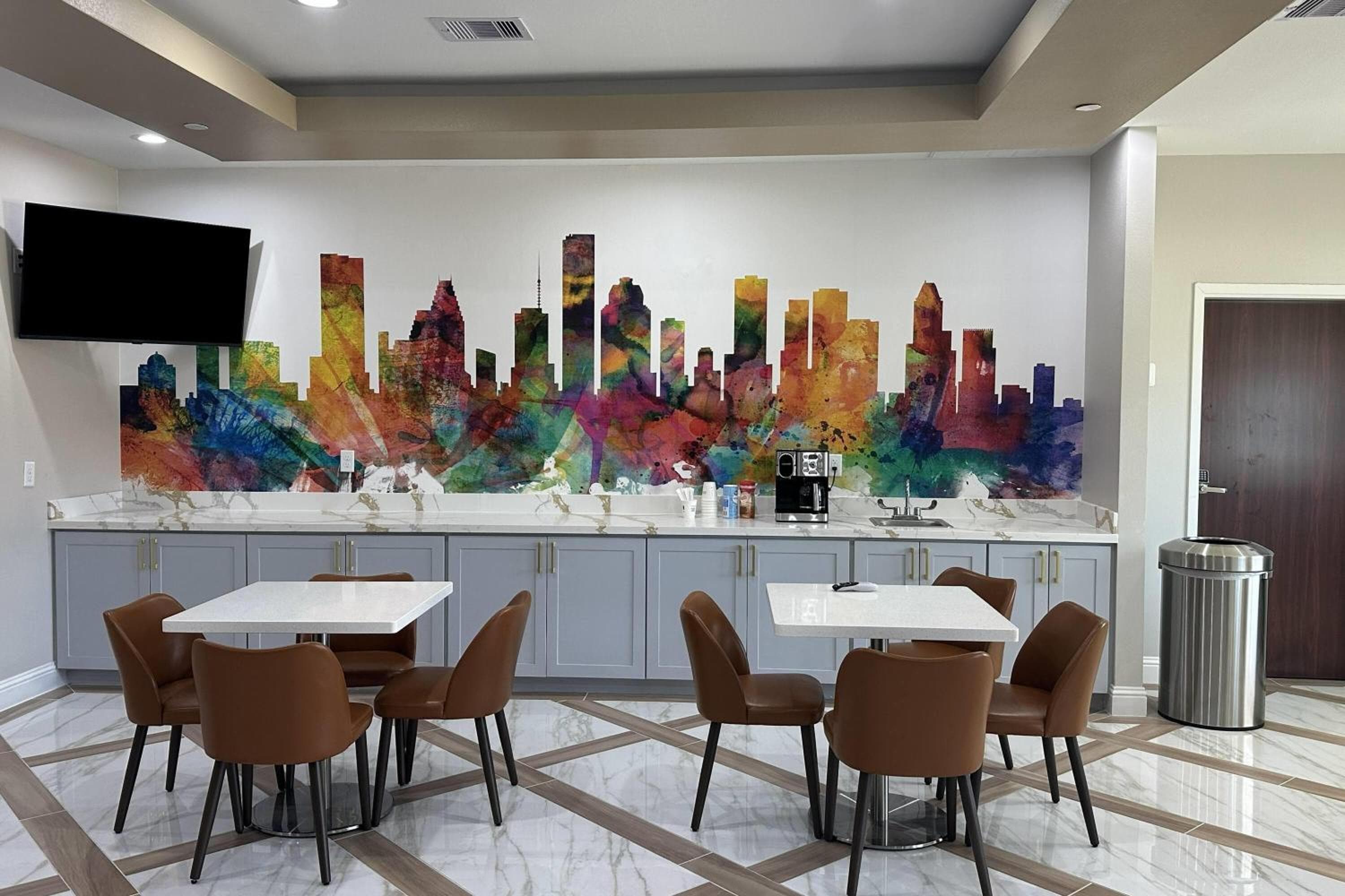 Super 8 By Wyndham Baytown