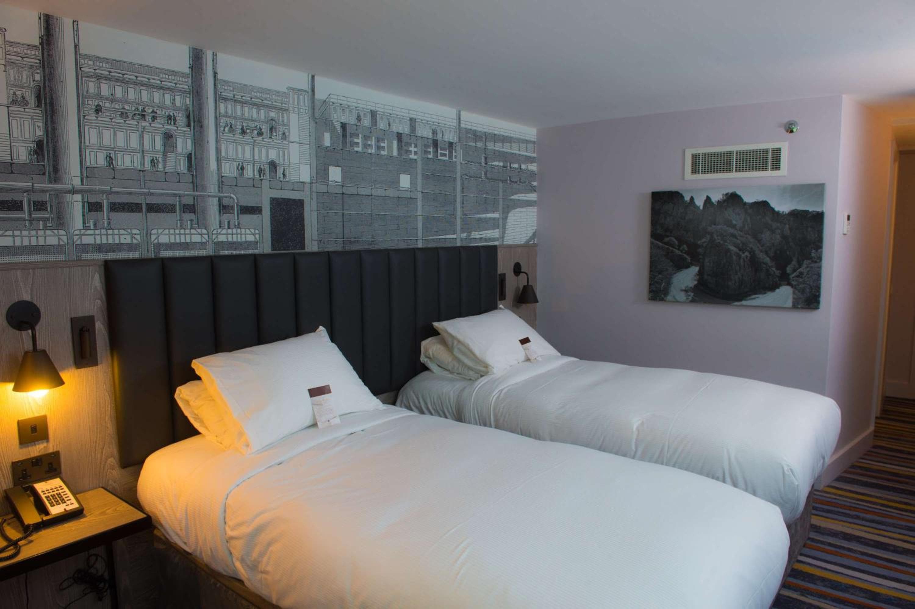 DoubleTree by Hilton Bristol South - Cadbury House