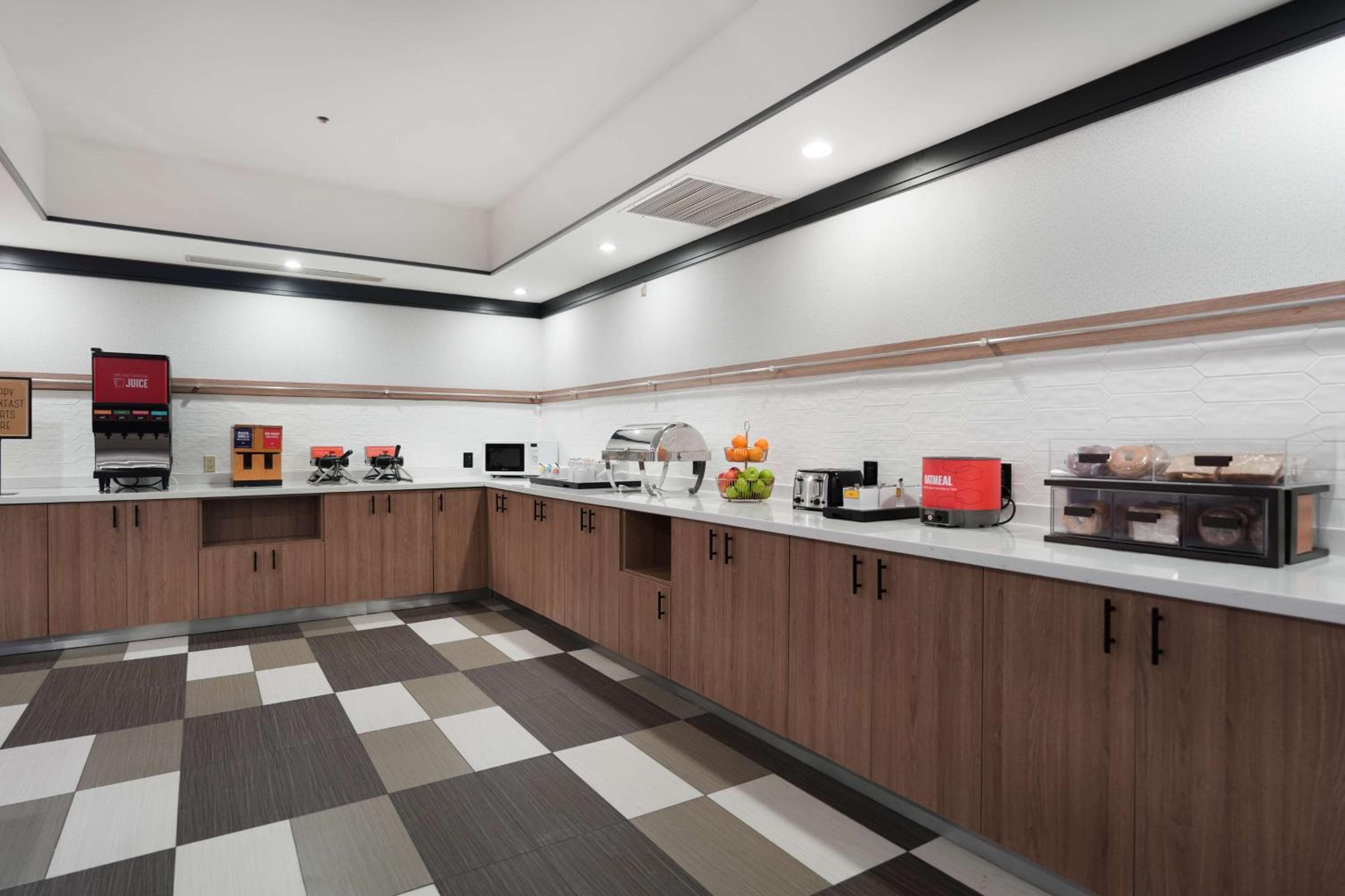 Hampton Inn & Suites Tulsa/Central