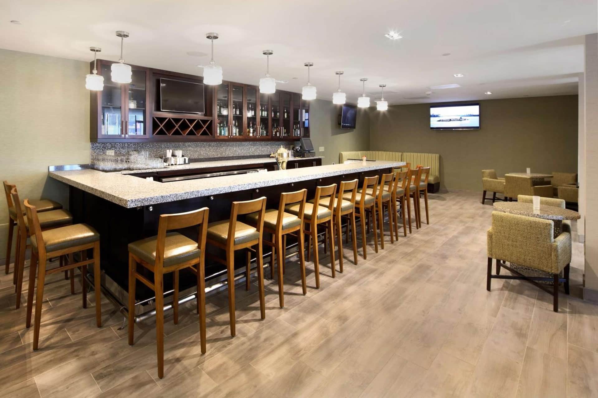 Hilton Garden Inn Reagan National Airport