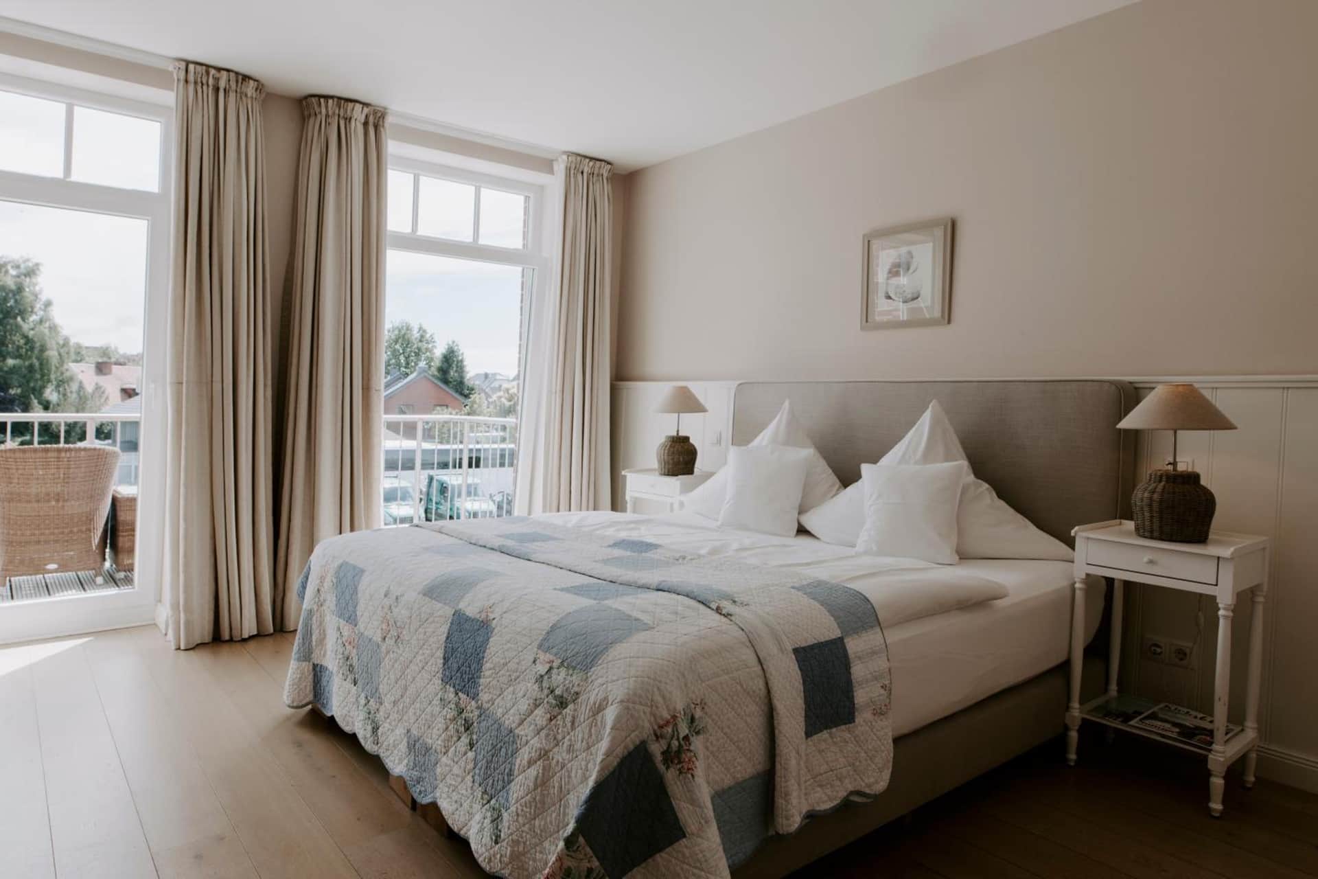 Heikendorf Ostseebad Strandhotel mit Sauna by Belvilla