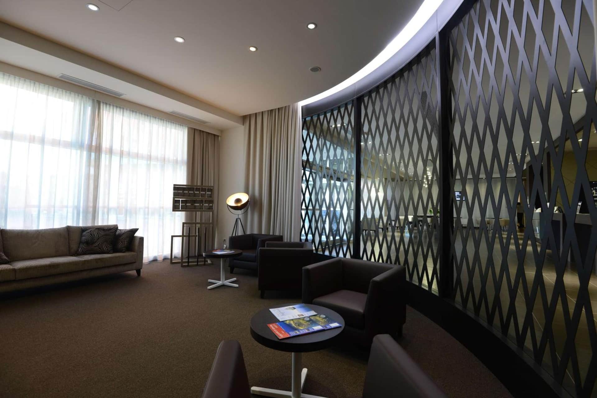Best Western Premier Hôtel CHC Airport