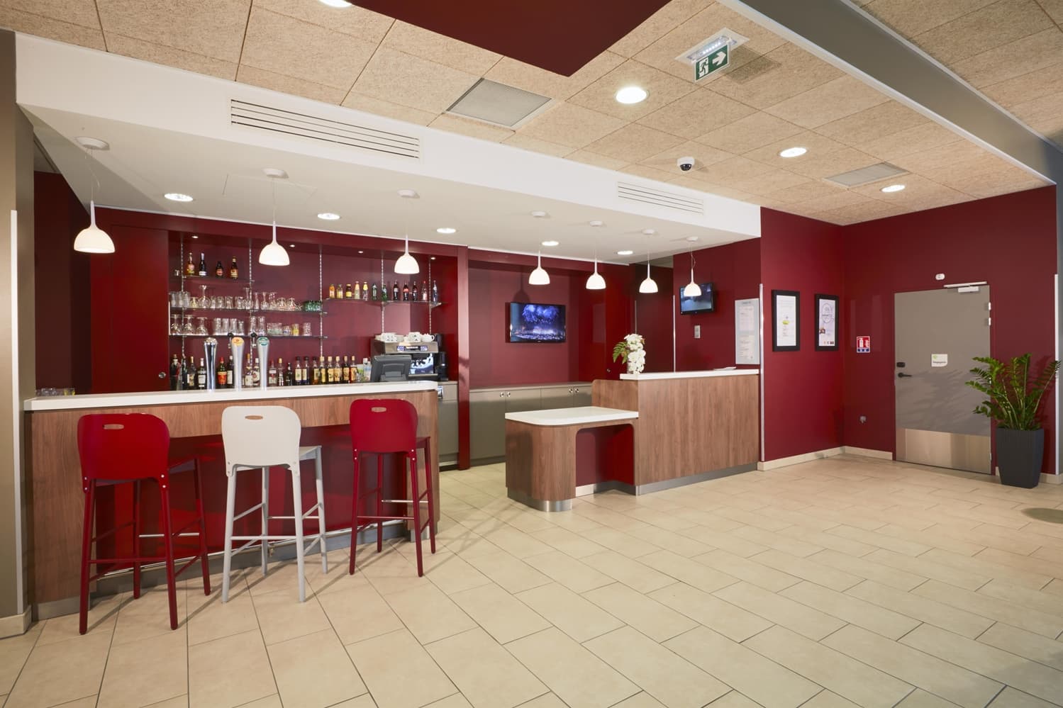 Campanile La Roche Sur Yon Centre Gare